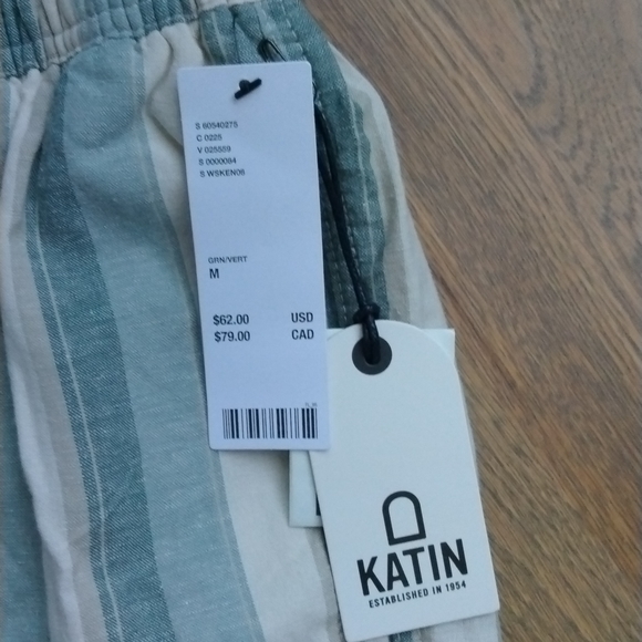 NWT Women's Urban Outfitters Katin Shorts size Medium - Picture 2 of 8